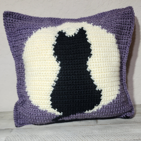 Cat on Full Moon Pillow Crochet Pattern – Mystical & Cozy Home Decor