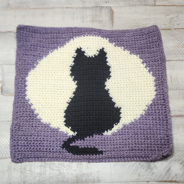 Cat on Full Moon Pillow Crochet Pattern – Mystical & Cozy Home Decor