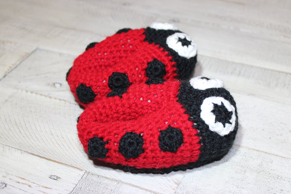 Ladybug Baby Slippers Crochet Pattern: Sizes 1, 2, 3