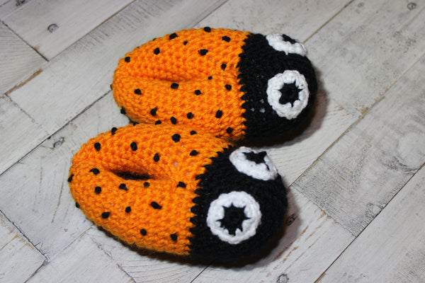 Ladybug Baby Slippers Crochet Pattern: Sizes 1, 2, 3