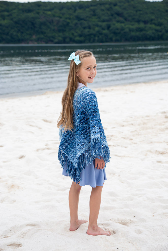 La Playa Girls’ Poncho Crochet Pattern