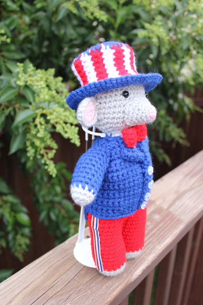 Patriotic Mouse Amigurumi Crochet Pattern PDF
