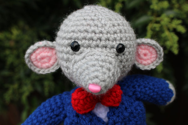 Patriotic Mouse Amigurumi Crochet Pattern PDF