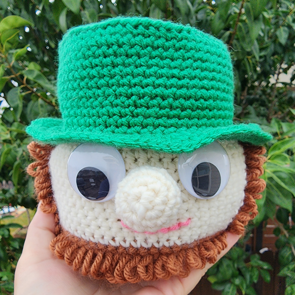Leprechaun Eyeglass Holder Crochet Pattern