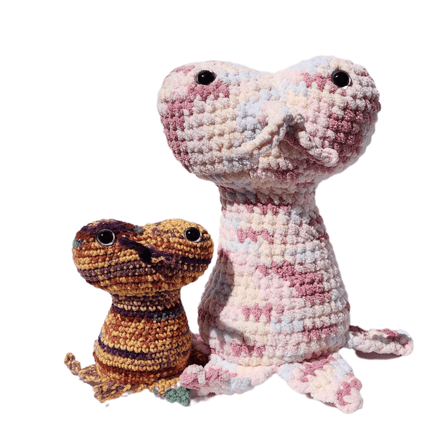 Hexapod Alien Amigurumi Crochet Pattern - My Fingers Fly
