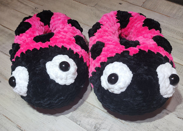 Children’s Ladybug Slippers Crochet Pattern