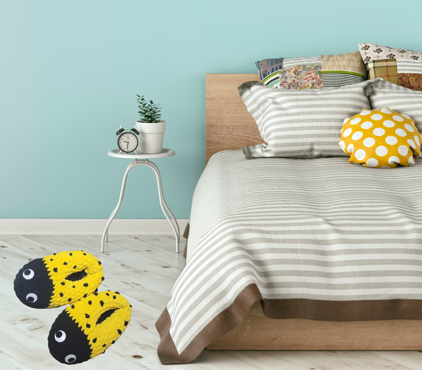 Children’s Ladybug Slippers Crochet Pattern