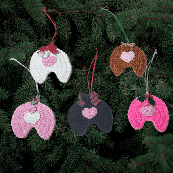 Pig Butt Christmas Ornament Crochet Pattern - My Fingers Fly