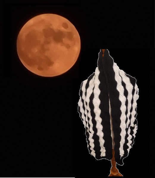 Full Moon Pocket Shawl Crochet Pattern