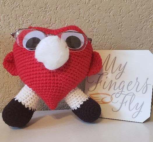 Heart Eyeglass Holder Crochet Pattern
