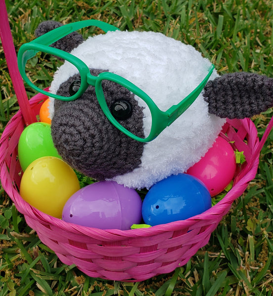 Lamb Eyeglass Holder Crochet Pattern