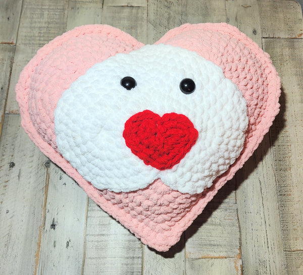 Lion Heart Pillow Crochet Pattern - My Fingers Fly