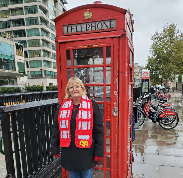 London Phone Booth Scarf Crochet Pattern