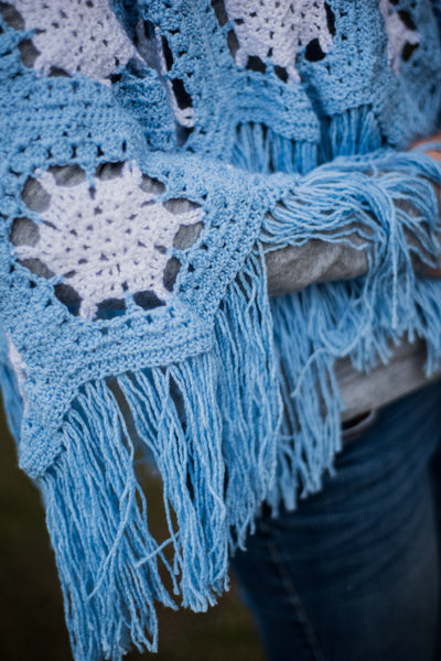 Girls' Snowflake Poncho Crochet Pattern, Girls' size 8/10, Girls' size 12/14, and Ladies' size Medium