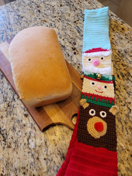 Christmas Totem Pole Kitchen Boa Crochet Pattern - Reindeer, Elf, and Santa Claus